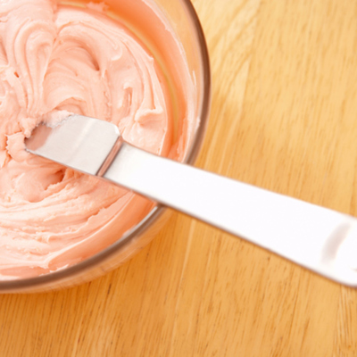 Bratko's Strawberry Italian Meringue Buttercream (IMBC) on Cake Central