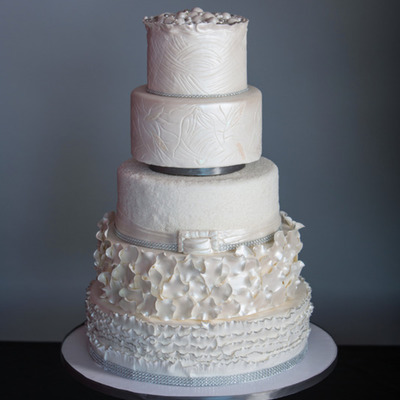 Sketch to Cake: JoAnn Maguire's Holiday Wedding Bells Cake on Cake Central