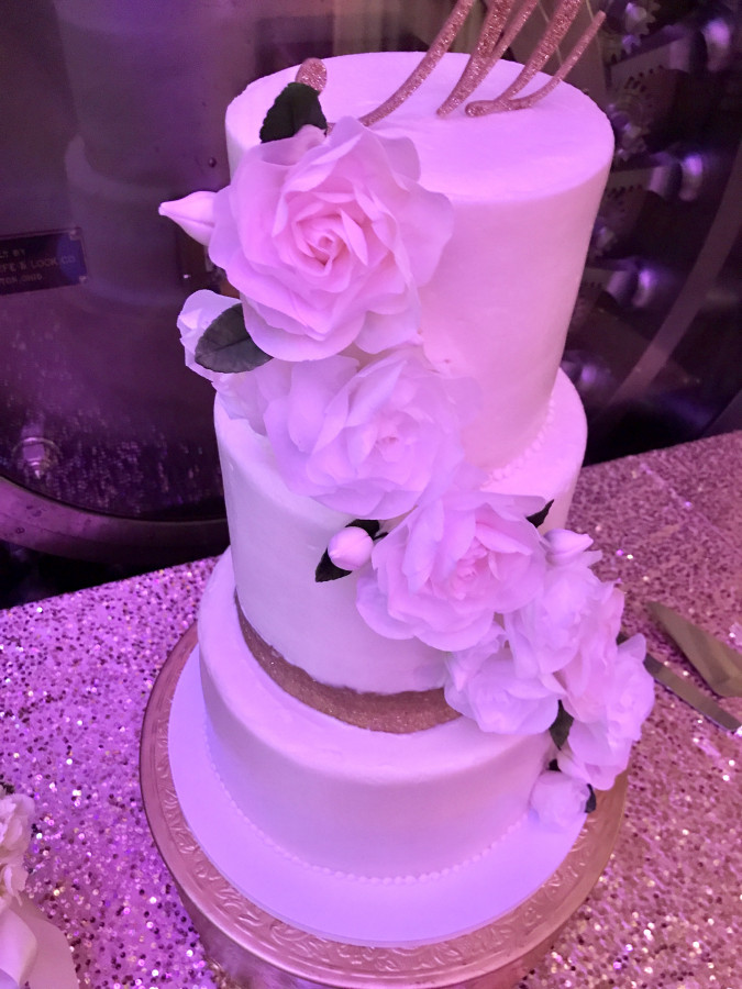 Can I Combine Wafer Paper Flowers With Gumpaste Ones?