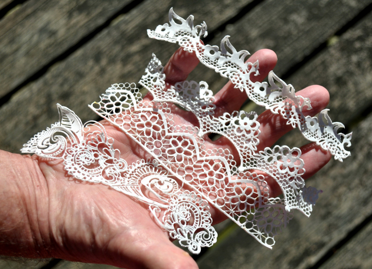 Lace Turned Pale Yellow :-(