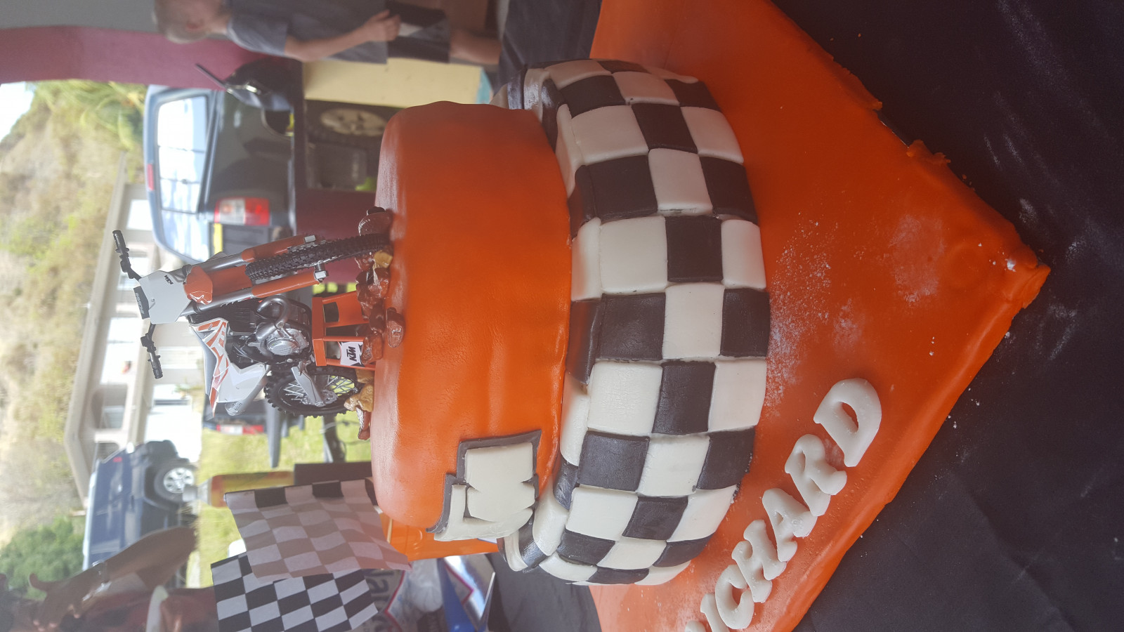 Stacked Cakes Bowing Outwards - Continued