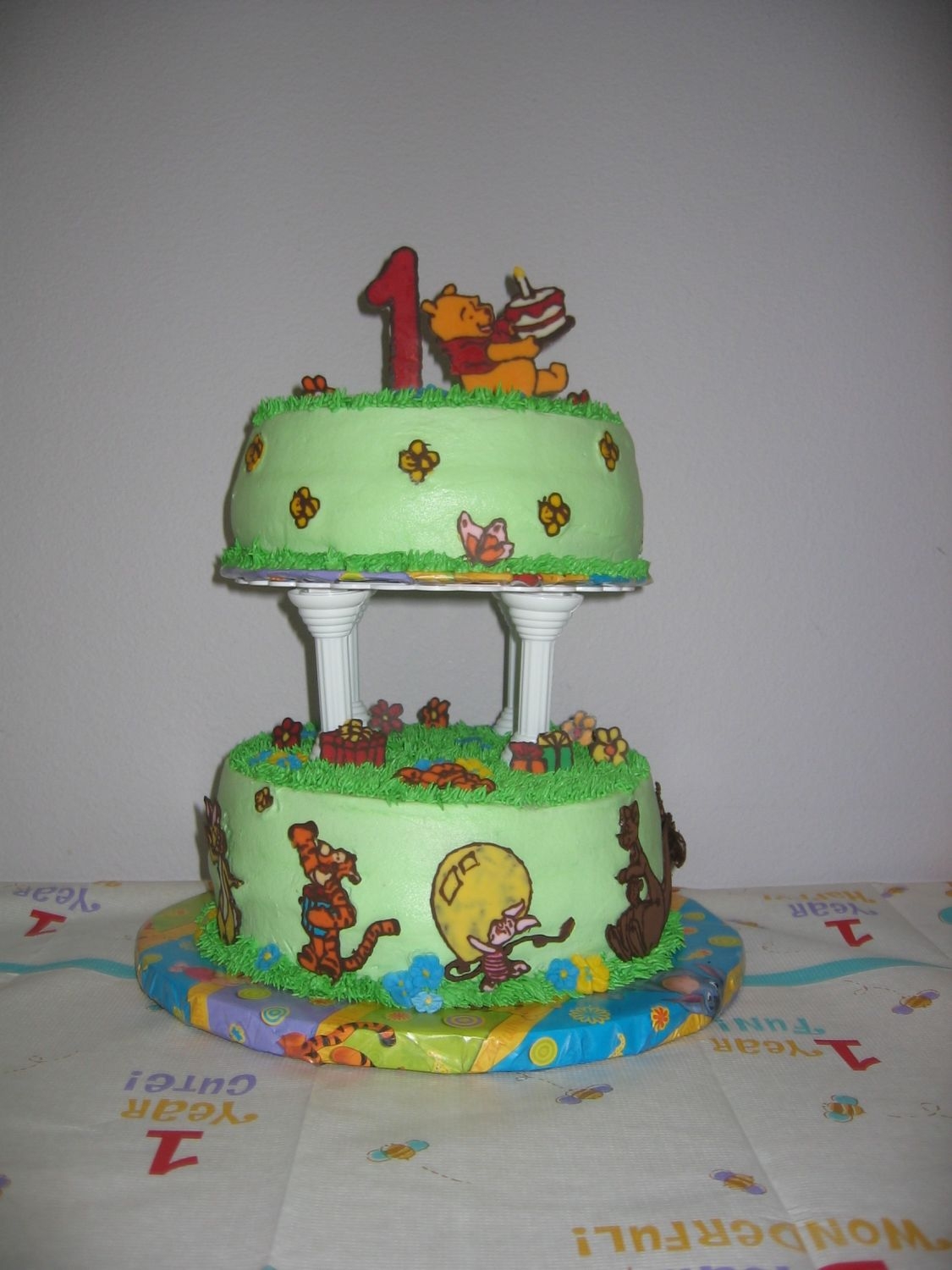 Pooh Cake Pooh Cake