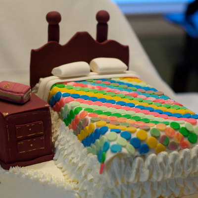 Quilt On A Bed Cake Quilt On A Bed Cake
