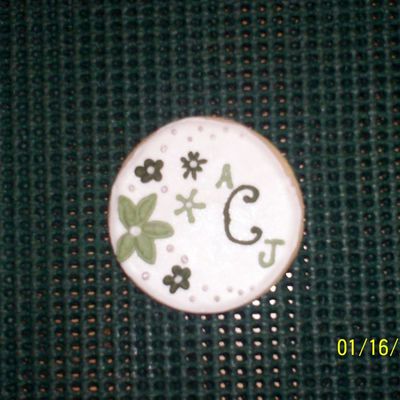 Green Monogram on Cake Central