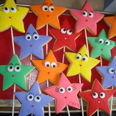 Dora Star Type Cookies On A Stick Dora Star Type Cookies On A Stick