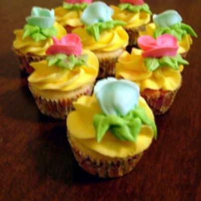 Buttercream Flower Mini Cupcakes on Cake Central