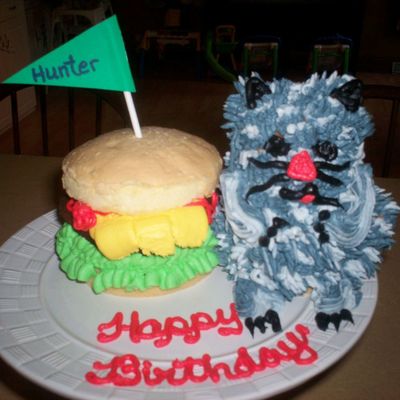 Hunter's Cat W/ Cheeseburger,ketchup Only Hunter's Cat W/ Cheeseburger,ketchup Only