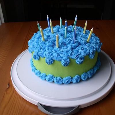 Lime Green With Blue Rosettes on Cake Central