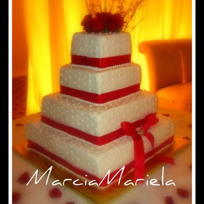 Romantic Square Wedding Cake Romantic Square Wedding Cake