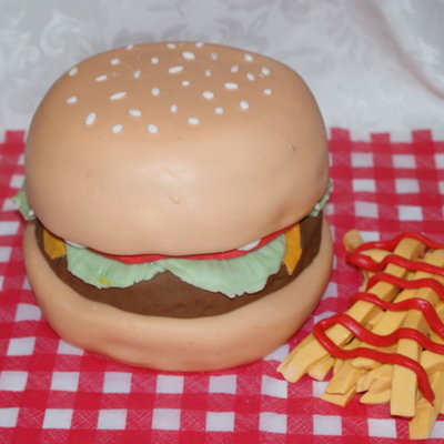 Hamburger & Fries Hamburger & Fries