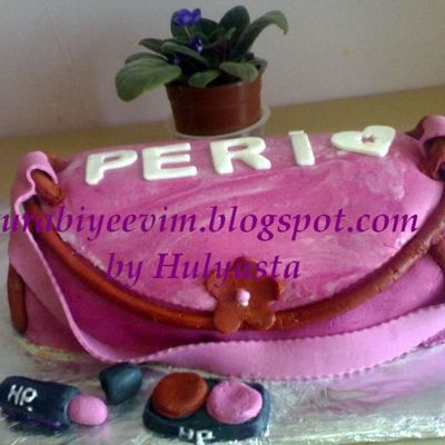 My First Purse Cake My First Purse Cake