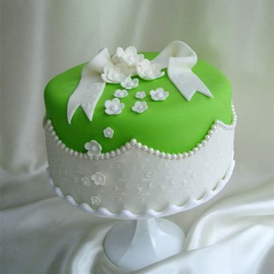 Lime Green With Pearls on Cake Central