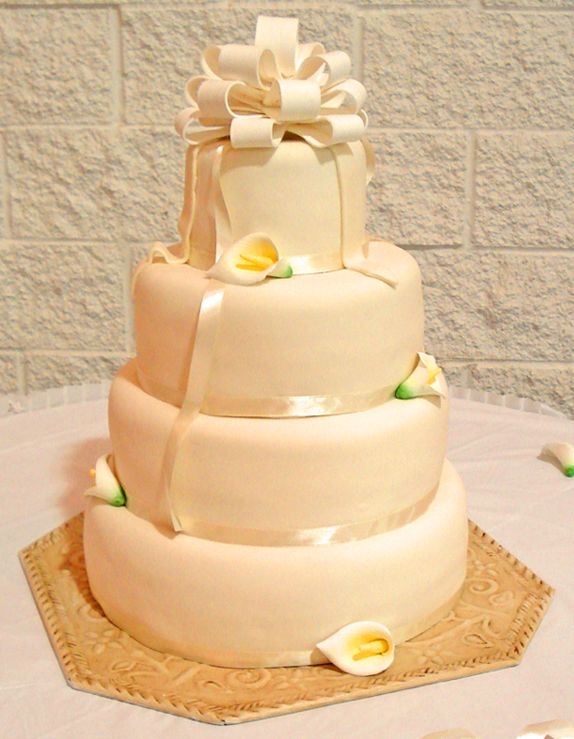 Simple Calla Cake Simple Calla Cake