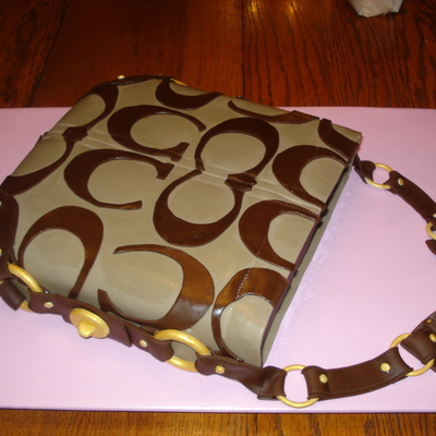 Leigh's Coach Purse Cake Leigh's Coach Purse Cake