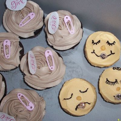 Baby Girl Cupcakes And Baby Face Cupcakes Baby Girl Cupcakes And Baby Face Cupcakes