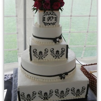 Phoebe's Black And White Cake Phoebe's Black And White Cake