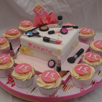 Make-Up Cake And Cupcakes on Cake Central