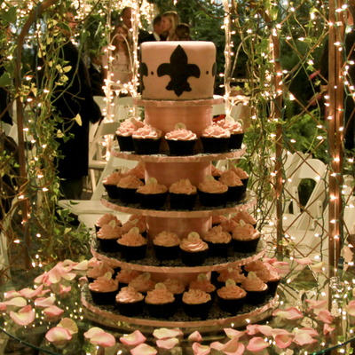 Wedding Cupcake Tower Pink&black Wedding Cupcake Tower Pink&black