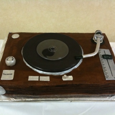 Turntable Grooms Cake Turntable Grooms Cake