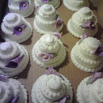 Mini Wedding Cakes on Cake Central