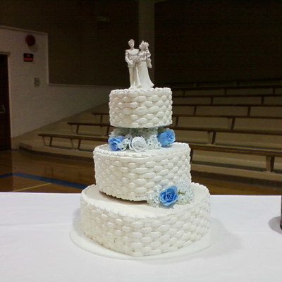 Basket Weave Hearts Wedding Cake Basket Weave Hearts Wedding Cake