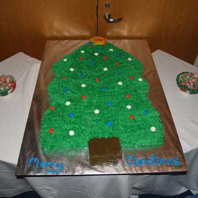 Christmas Tree Cake on Cake Central