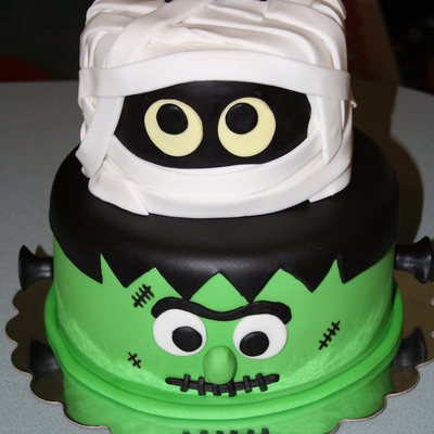 Frankenstein, Mummy Halloween Cake Frankenstein, Mummy Halloween Cake