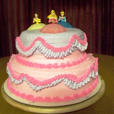 Disney Princess 2 Tier Buttercream Cake Disney Princess 2 Tier Buttercream Cake