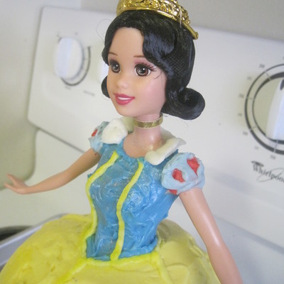 Snow White Doll Cake Snow White Doll Cake