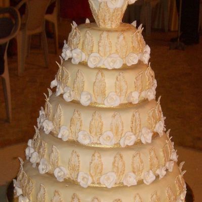 Golden Wedding Cake Golden Wedding Cake