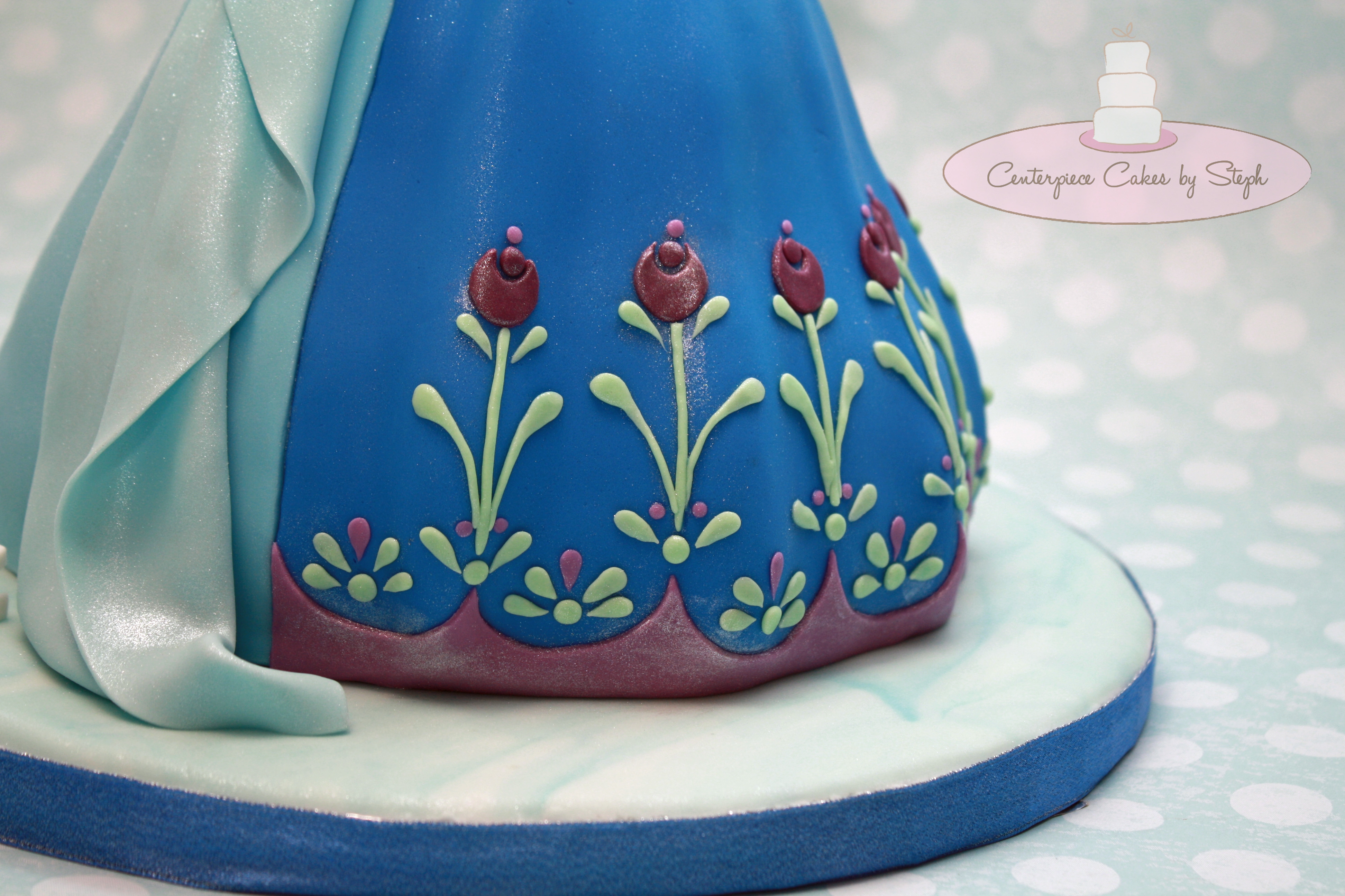Elsa And Anna Double Doll Cake - CakeCentral.com
