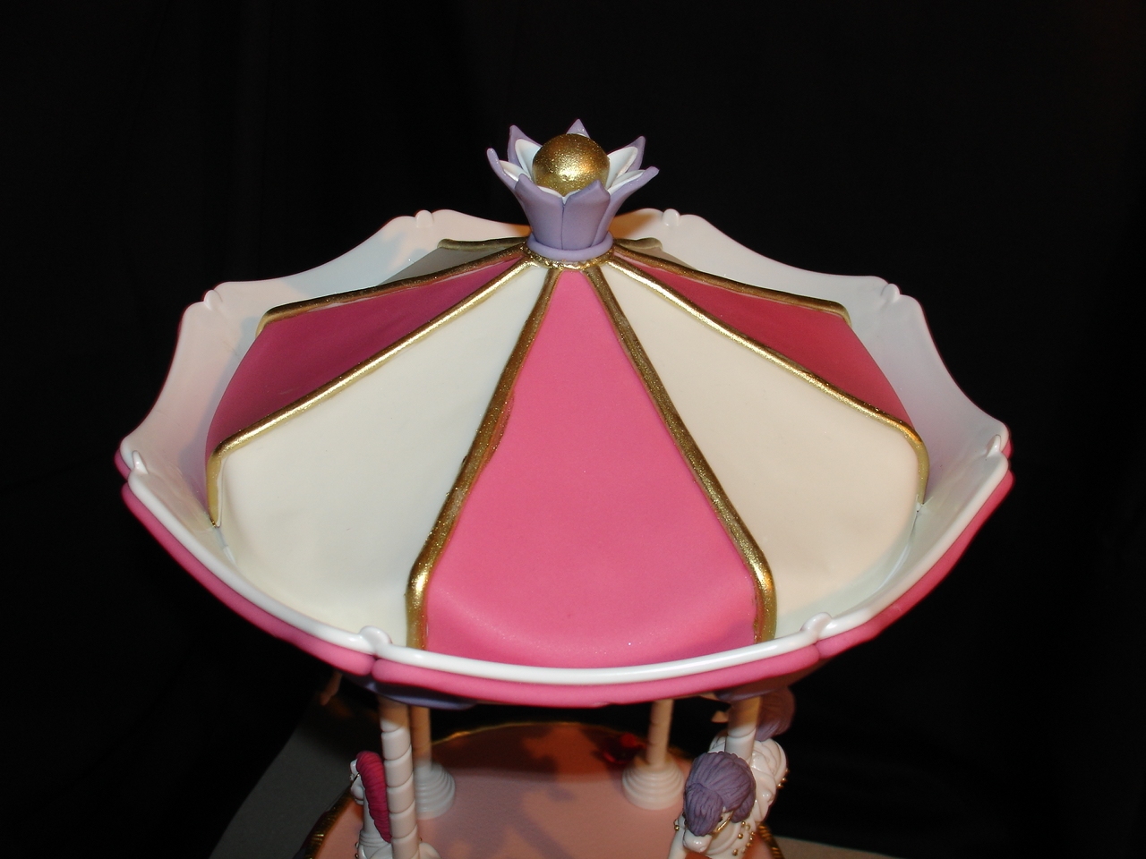 1St Birthday Carousel Fondant Cake - CakeCentral.com