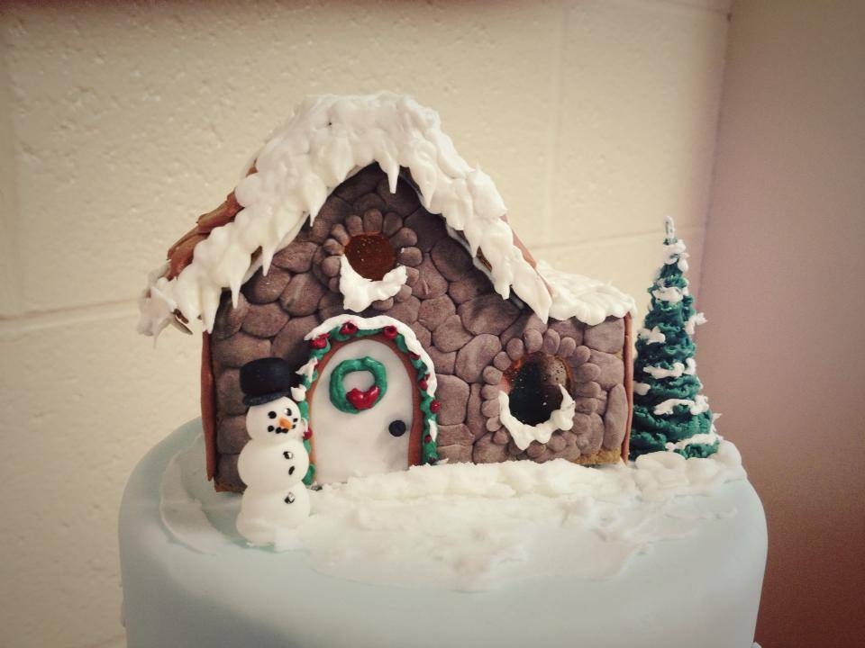 Christmas Village Cake - CakeCentral.com