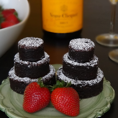Mini Brownie Wedding Cakes on Cake Central