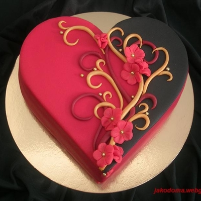Unconventionally Beautiful - Black and Gold Wedding Cakes ...