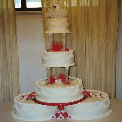 Red And White Wedding Tiers Red And White Wedding Tiers