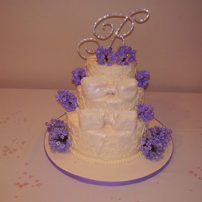 Lovely Lilacs Wedding Cake