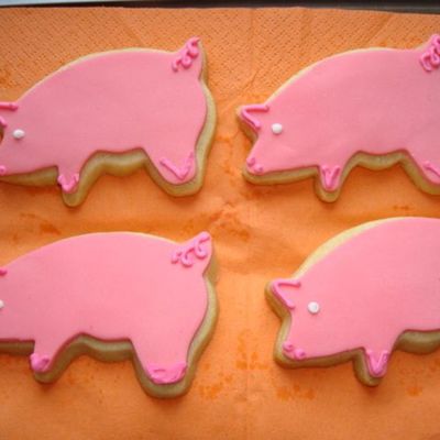 Pig Profile Cookies Pig Profile Cookies