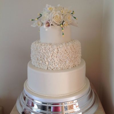 Ruffle Cake. Ruffle Cake.