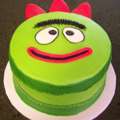 This Is Supposed To Be Brobee From Yo Gabba Gabba Its Far From Perfect But The Mom Was Happy With It Its A 6 Smash Cake For A Little This Is Supposed To Be Brobee From Yo Gabba Gabba Its Far From Perfect But The Mom Was Happy With It Its A 6 Smash Cake For A Little