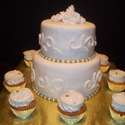 Gold White Anniversary Cupcakes Gold White Anniversary Cupcakes