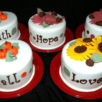 Mini Cakes For Fall Party Mini Cakes For Fall Party