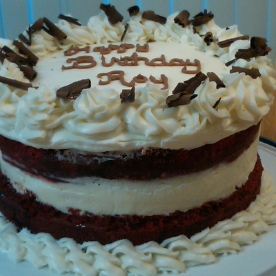 Red Velvet Cheesecake Cake! Red Velvet Cheesecake Cake!