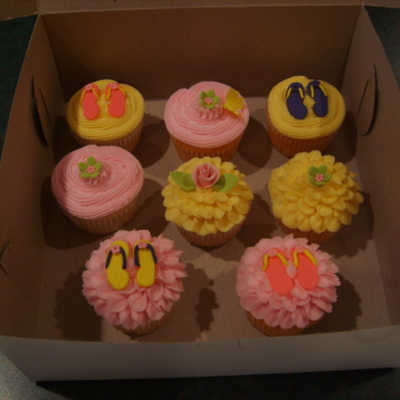 Summer Cupcakes W/ Flip Flops Summer Cupcakes W/ Flip Flops