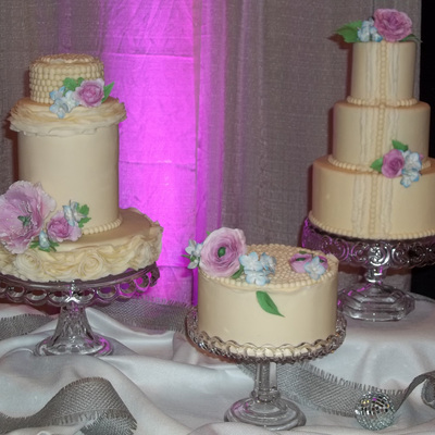 A Trio Of Cakes Made For A Bridal Show Each Cake In The Trio Showcased A Different Flower And A Differrent Style Of Ruffle Peonies On A 3