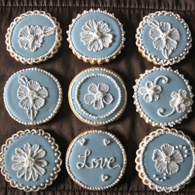 Brush Embroidery Brush Embroidery