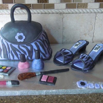 Cake Purse With Gumpaste High-Heeled Shoes And Fondant Makeup Cake Purse With Gumpaste High-Heeled Shoes And Fondant Makeup