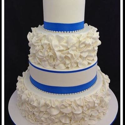 I Wanted To Show This Version Of My Scrunch Flower Cake With A Pop Of Colour The Ribbon Was Chosen To Match The Bridesmaids Dresses It I Wanted To Show This Version Of My Scrunch Flower Cake With A Pop Of Colour The Ribbon Was Chosen To Match The Bridesmaids Dresses It