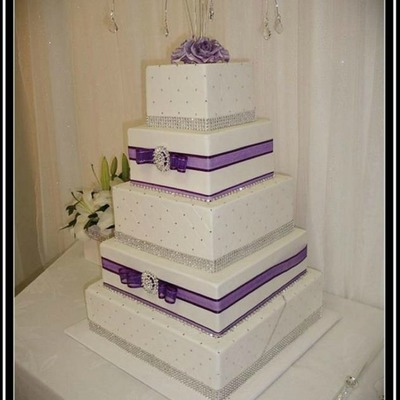 Blingtastic Wedding Cake Blingtastic Wedding Cake