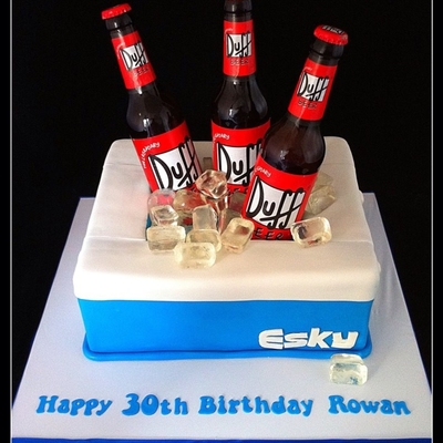 Esky Cake With Beer! Esky Cake With Beer!